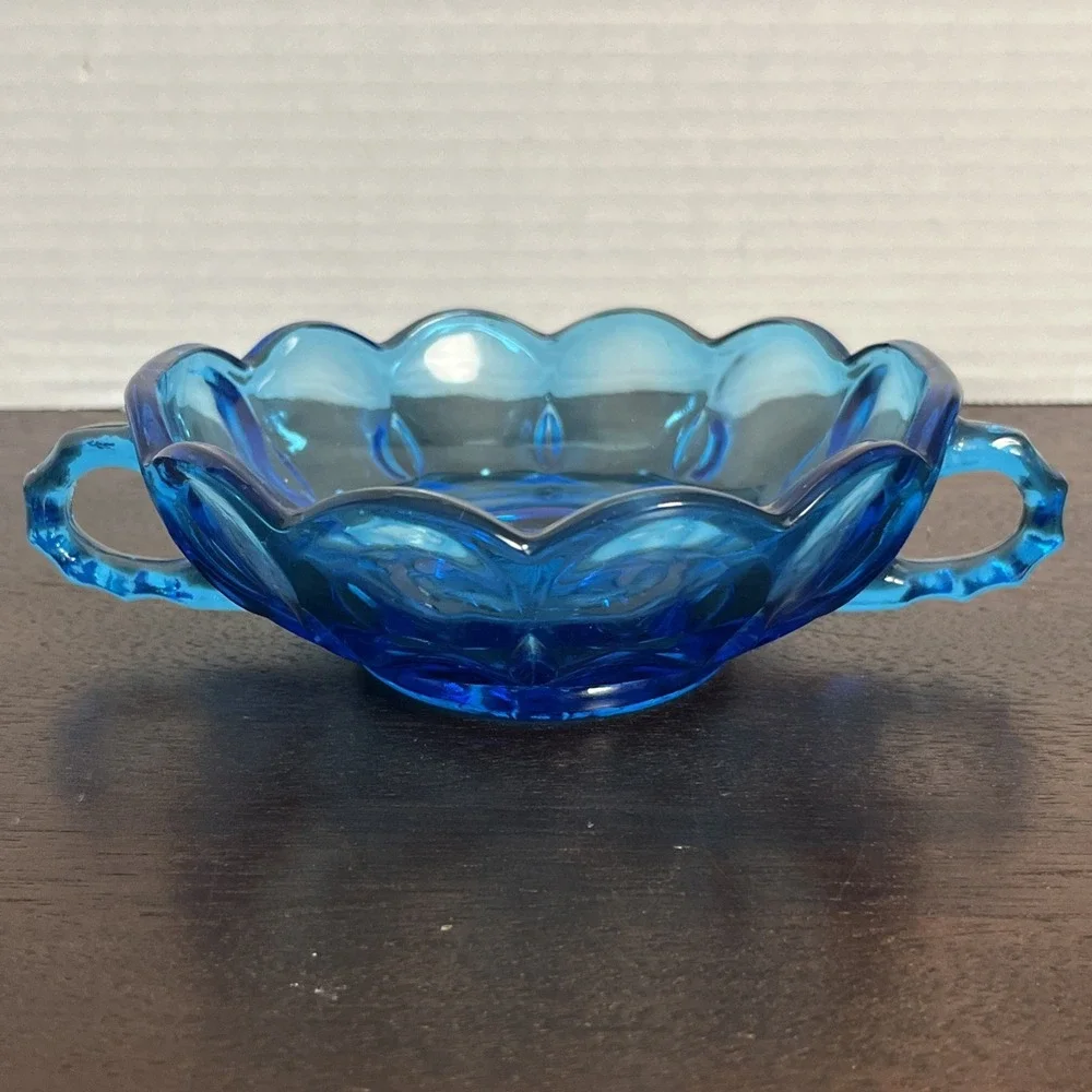 Vintage Anchor Hocking Scalloped Cobalt Blue Glass Candy Dish Bowl with Handles